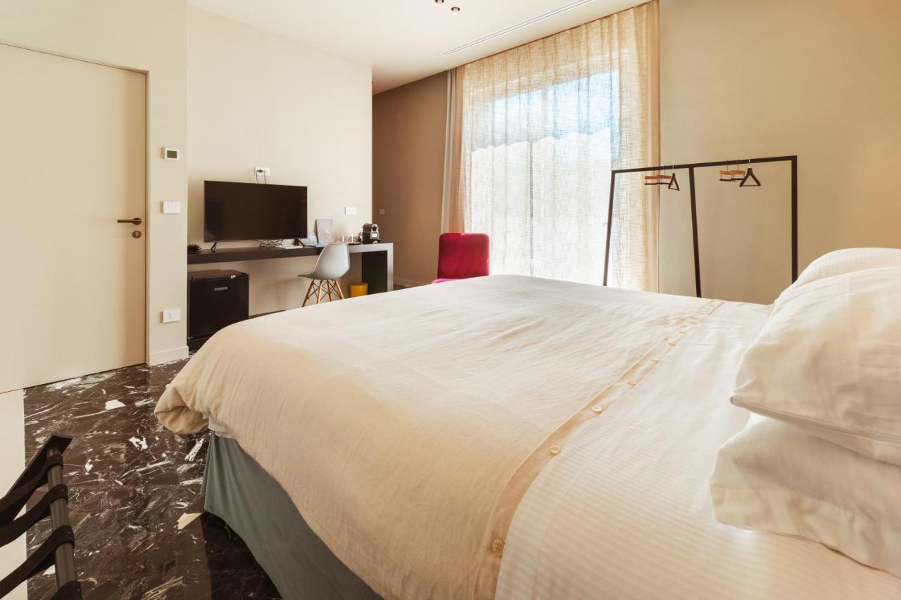 Hotel Mpiut - Housea Polignano a Mare Zewnętrze zdjęcie