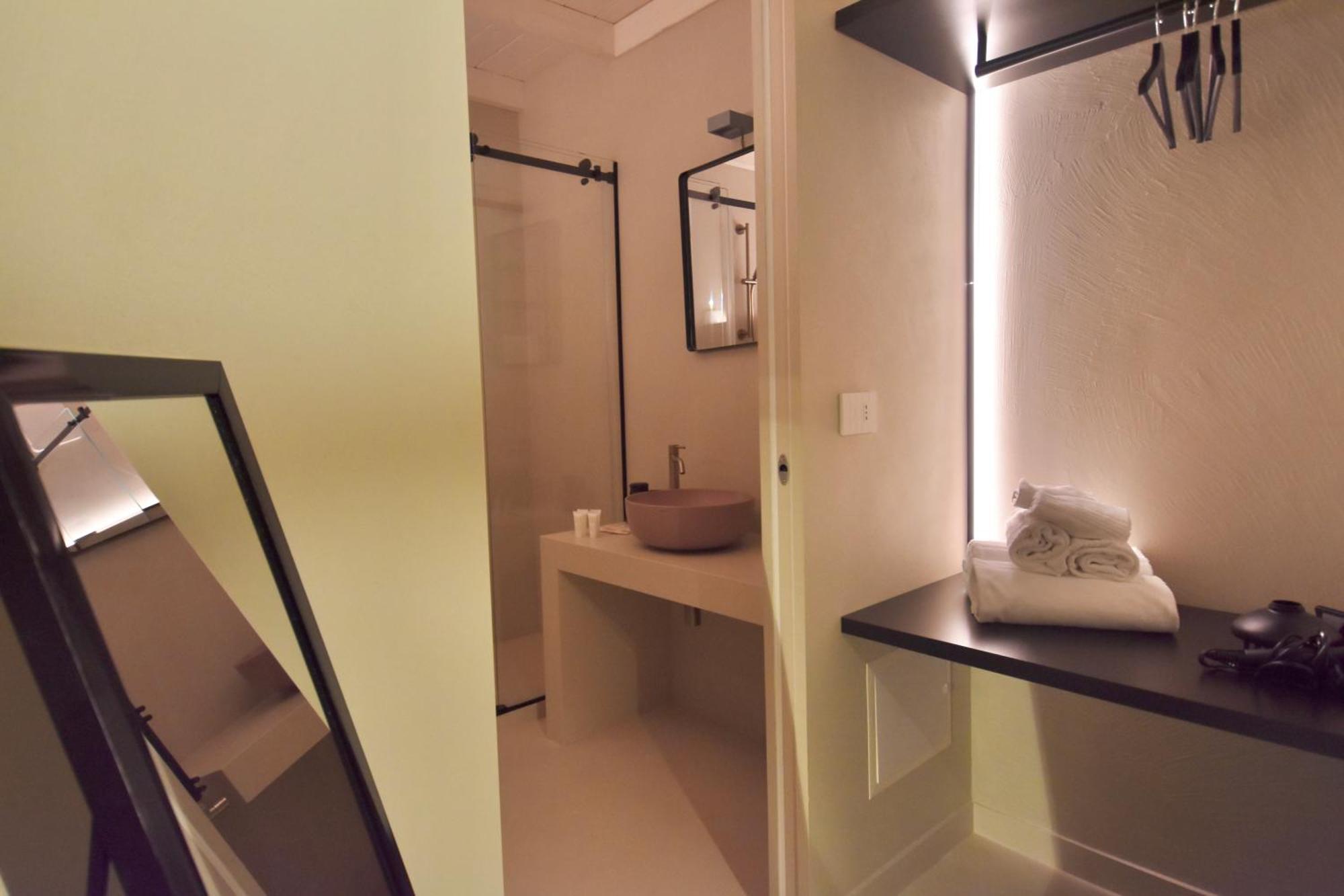 Hotel Mpiut - Housea Polignano a Mare Zewnętrze zdjęcie
